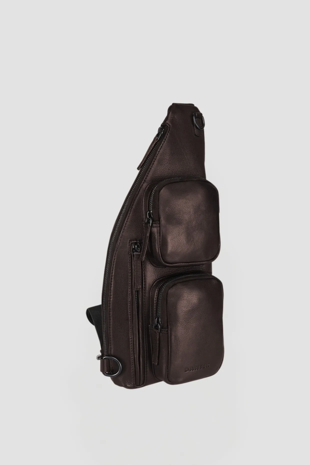 BO SLING BAG