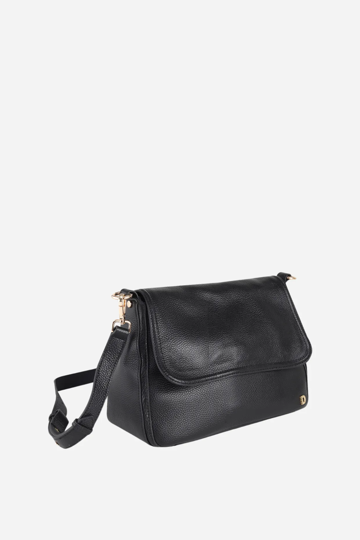 GWEN SATCHEL