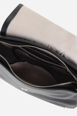 GWEN SATCHEL