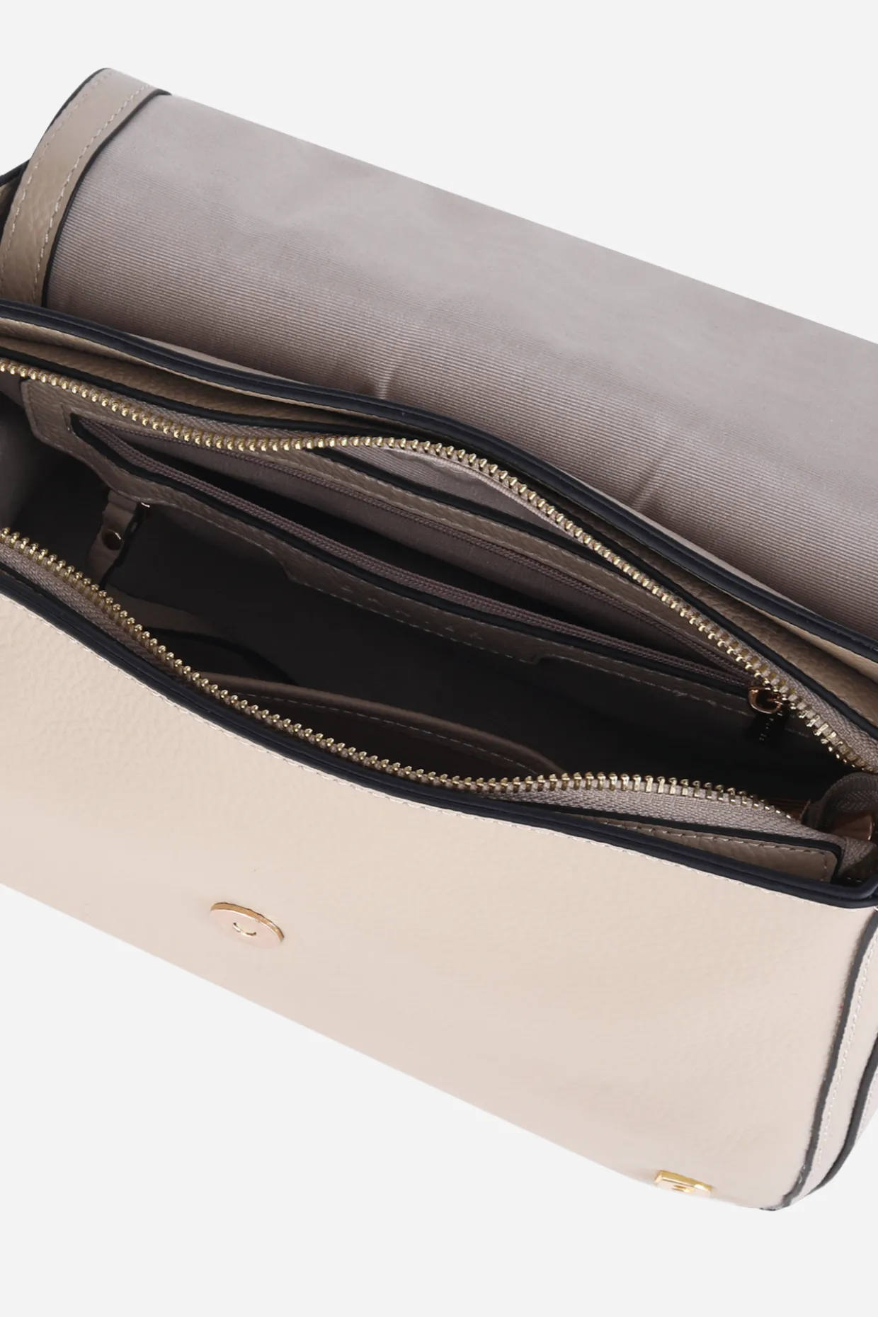 GWEN SATCHEL