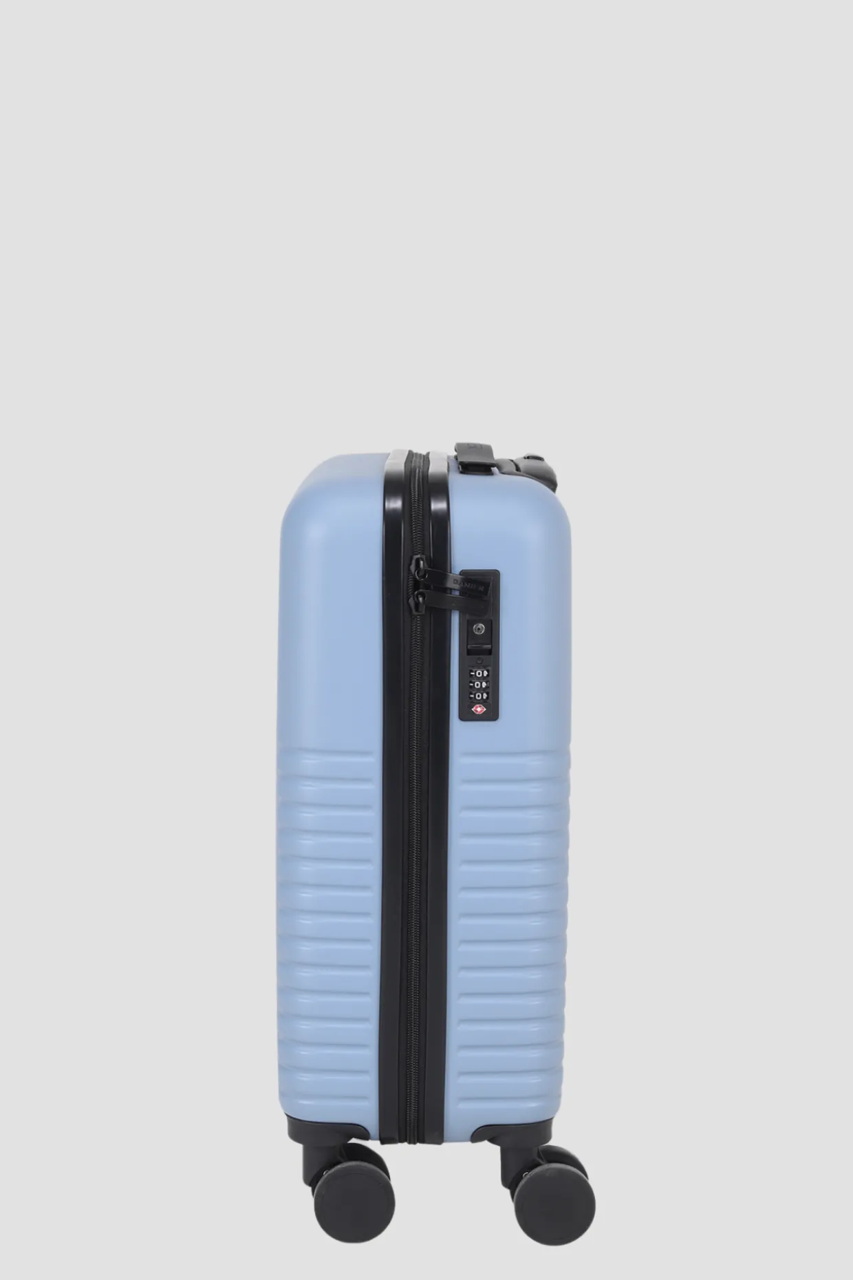 MONACO 18" CARRY-ON CASE
