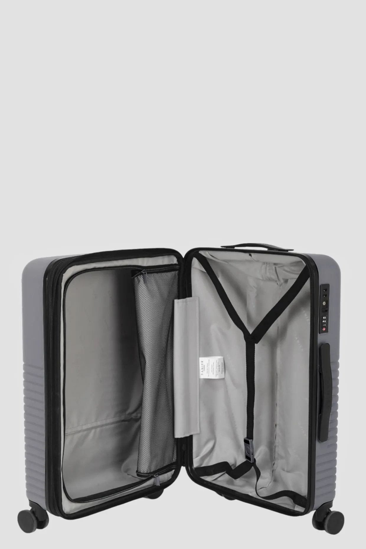 MONACO 22" MEDIUM LUGGAGE CASE