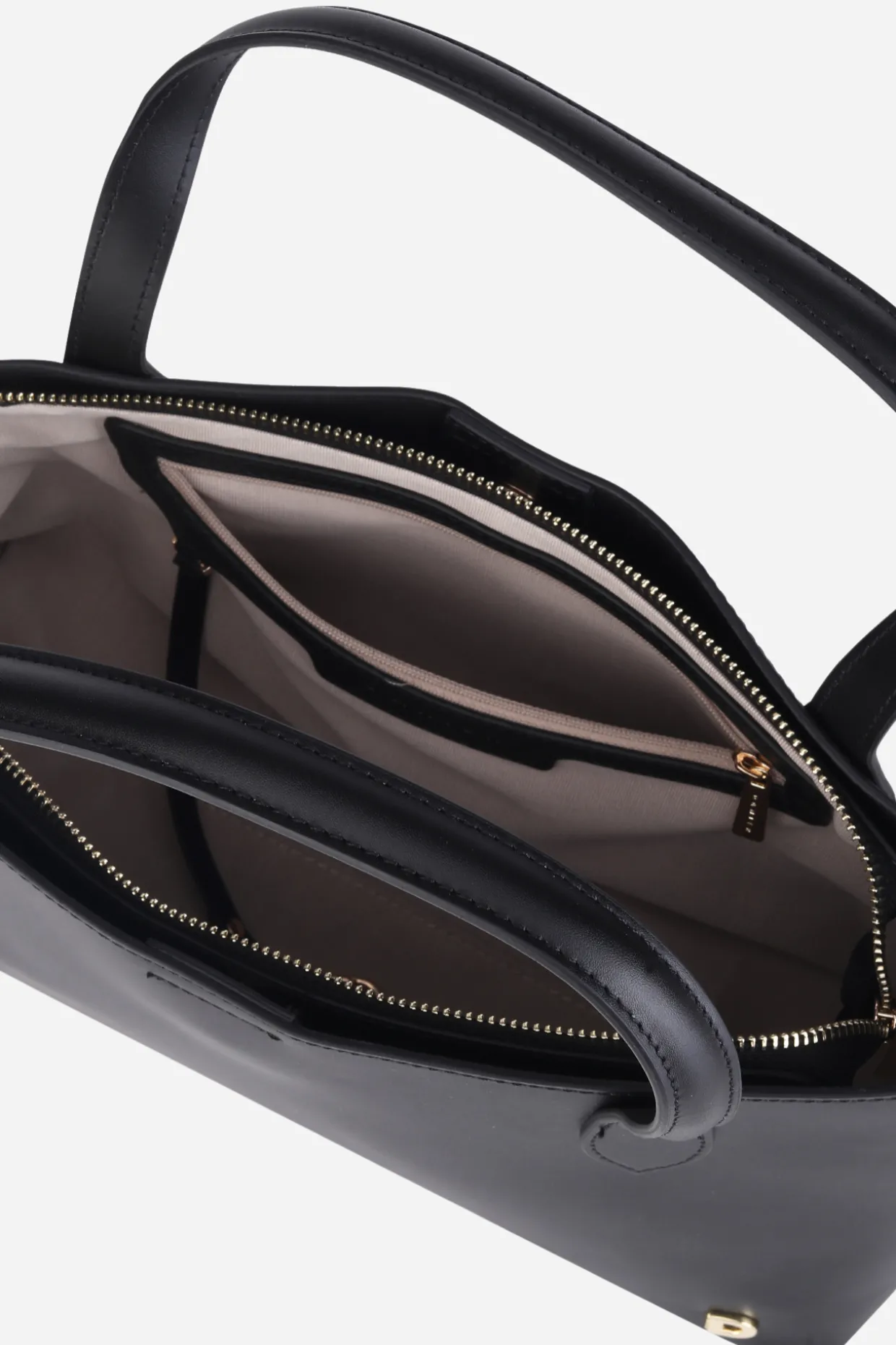 PRESLEY SATCHEL
